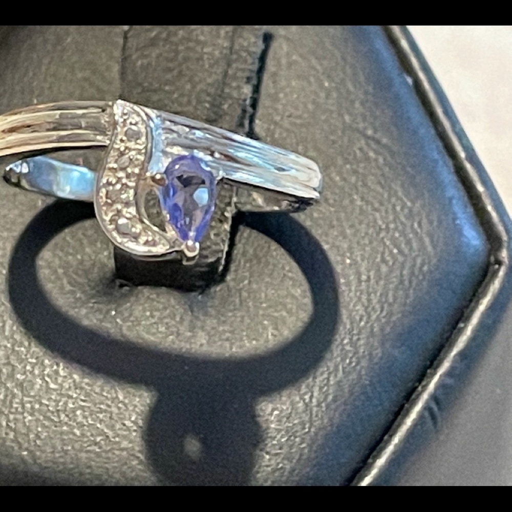 Sterling silver ring with iolite and clear quartz